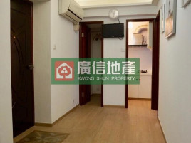 上車首選*實用雅裝*平台約70呎*平地電梯*大廈已維修*四鐵匯聚*即買即住
